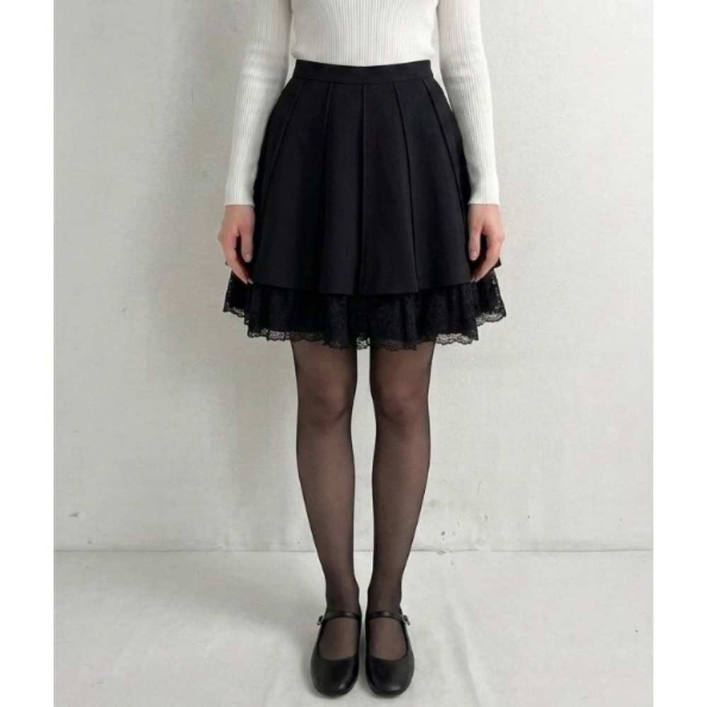 Sunday Best Aritzia Black Mini Skirt Lace Trim Hem XS Full Layered